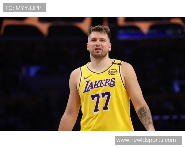 詹姆斯谈东契奇的影响力称无球游走与切入是最佳选择 詹姆斯谈东契奇的影响力称无球游走与切入是最佳选择