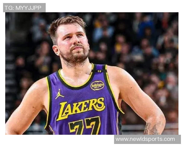 东契奇单打无解湖人防守漏洞显现后场短板依旧难以弥补